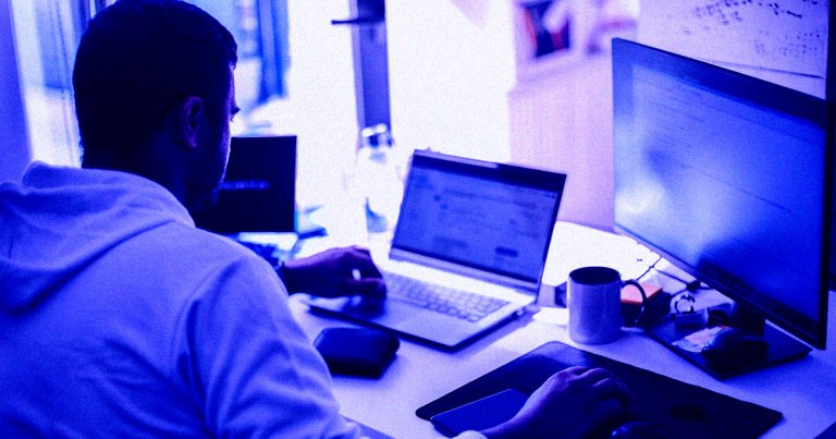 A group calling themselves the "overemployed" are harnessing the power of generative AI to work multiple full-time jobs at the same time, Vice reports.