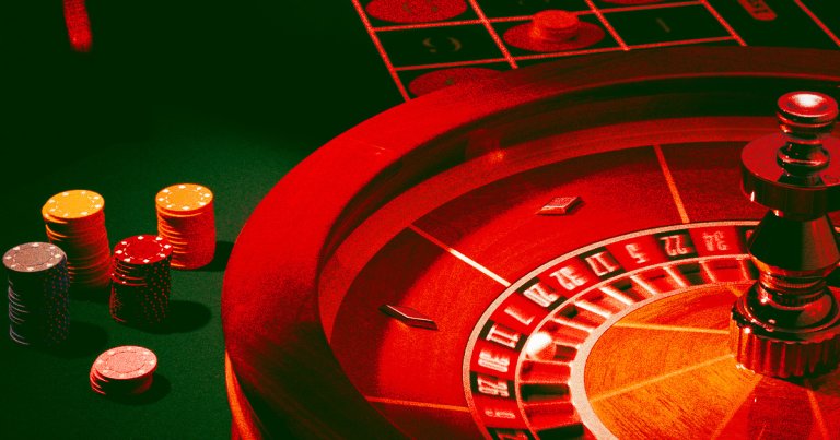 According to Bloomberg, there's a man out there who's beaten Roulette, no computer required — and all he says it took was a little practice. Easy!