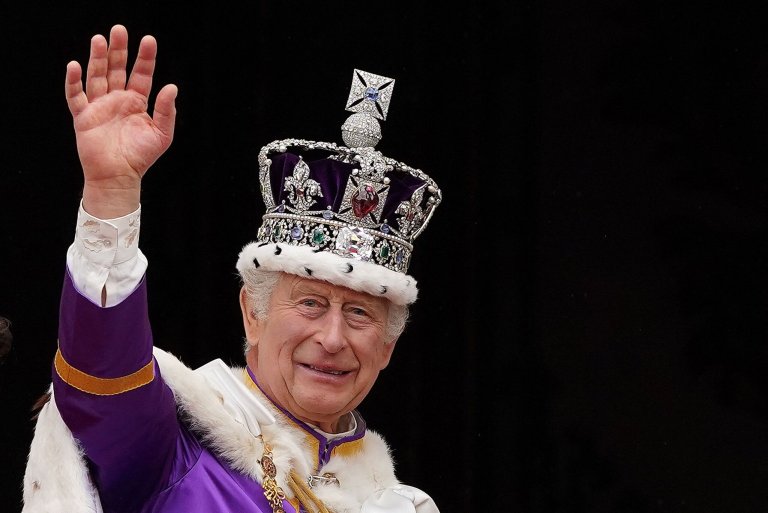 King Charles III is a committed environmentalist — so much so that he's reportedly sacrificing his servants' body temps for his cause. Brave!