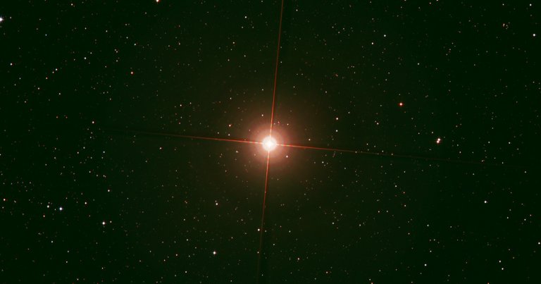 Betelgeuse is one of the most iconic stars visible on Earth — and with scientists predicting that it'll go supernova soon, Twitter has jokes.