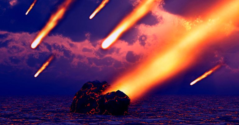 Harvard's resident UFO hunter thinks he may have tiny found fragments of an interstellar meteor at the bottom of the Pacific Ocean.