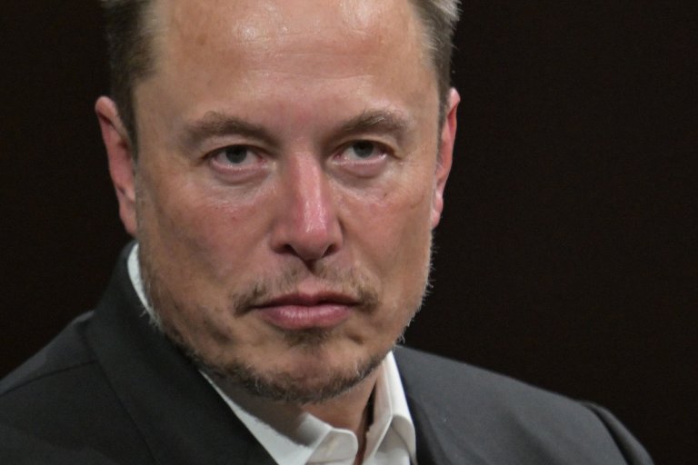 According to a biographer, Elon Musk can enter into "demon mode," causing him to be "dark" and act "with a real lack of empathy."