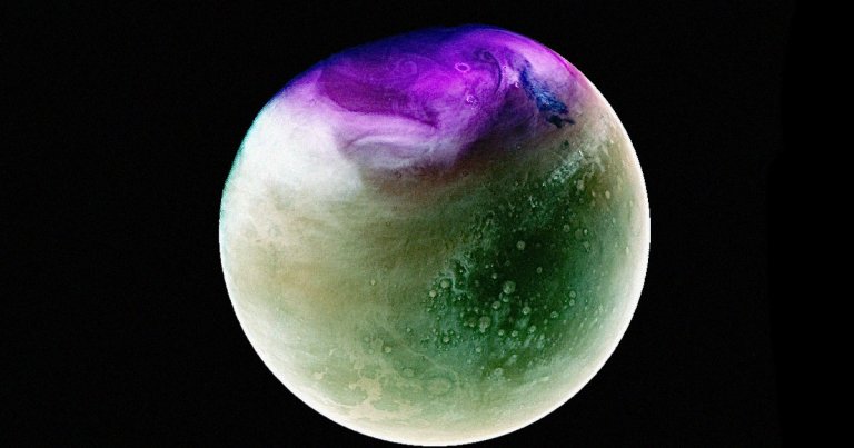 What a Beaut! Mars Shines in Gorgeous New UV Images