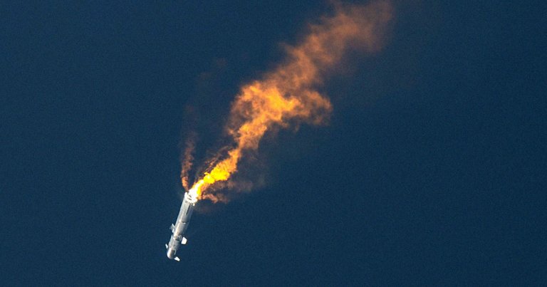 NASA is getting increasingly worried that SpaceX's Starship may not be ready for the space agency's return to the lunar surface in 2025.