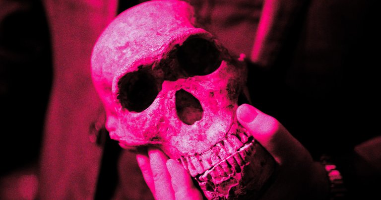 It appears that one of our ancestral species had burial rituals that included the carving of symbols hundreds of thousands of years ago.