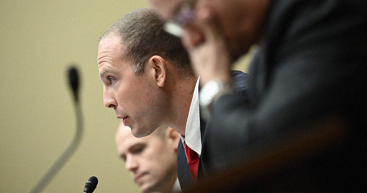 Former Intelligence Guy Tells Congress the Government Is Reverse-Engineering Alien Relics