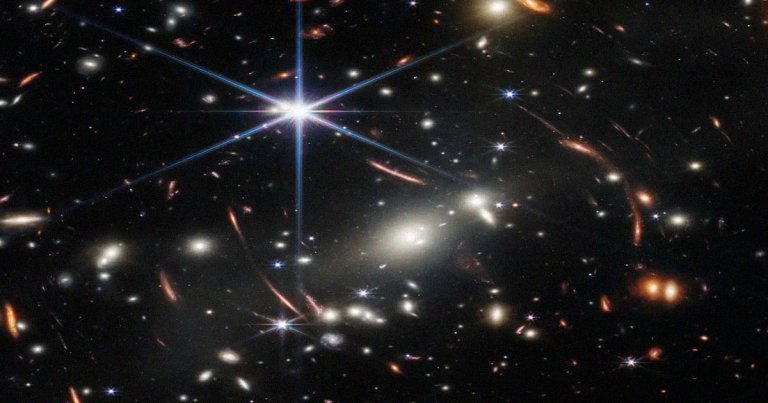 Scientists have created a breathtaking, three-dimensional visualization of a recent James Webb Space Telescope survey of ancient galaxies.