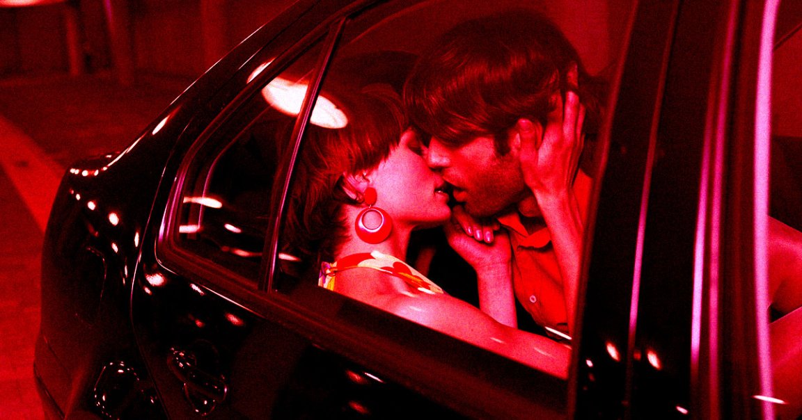 People are having sex in the backseat while their driverless robotaxi is ferrying them to their final destination in San Francisco.