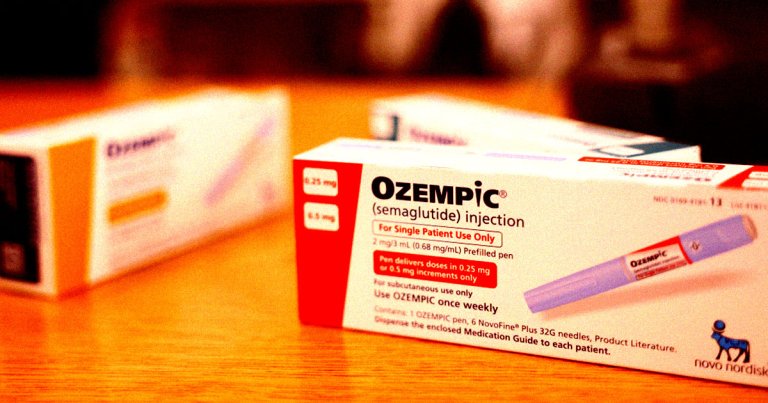 As the Ozempic craze continues in kind, websites are now purporting to sell knockoffs of the injectable drug without a prescription.