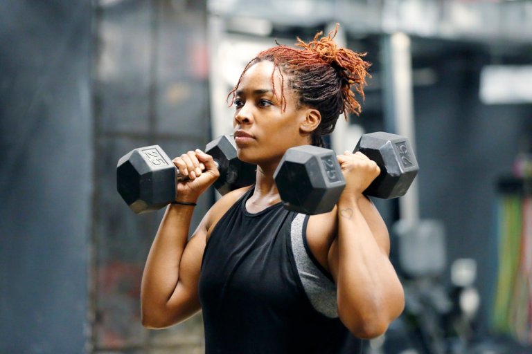 Throw out those serums and scrubs because, as it turns out, lifting weights may be enough to improve your skin.