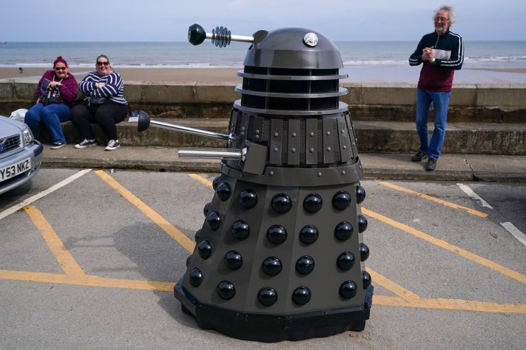 Watch out, New Yorkers. The NYPD's new surveillance Dalek — er, robot — has officially arrived at a subway platform near you.