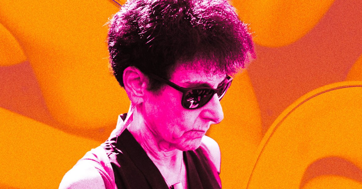 As Sam Bankman-Fried's criminal trial draws nearer, his mom, Barbara Fried, is holding the line that it's all just a government witch hunt.