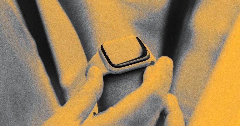 The first generation "Editions" line of Apple Watches which came encrusted in 18 karat gold are being left out to dry.