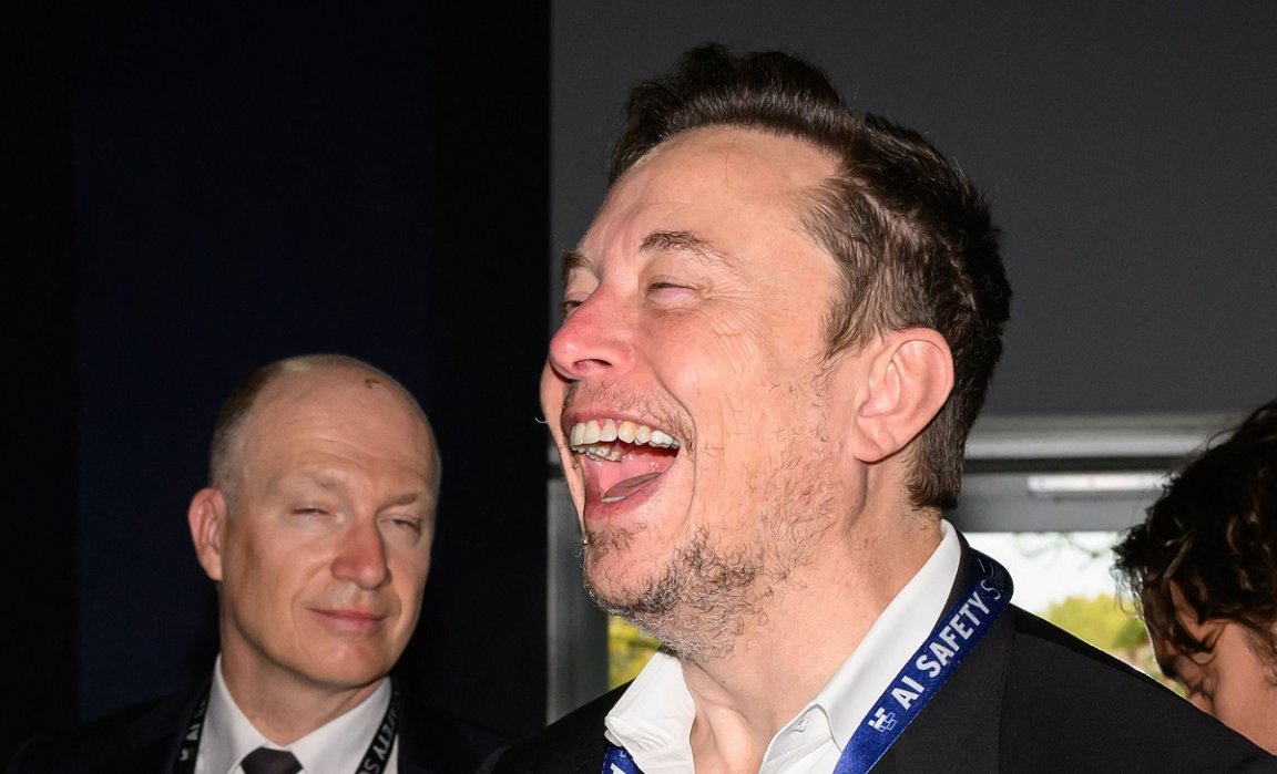 As part of his vision for turning Twitter into an "everything app," billionaire Elon Musk says he wants to launch dating features.
