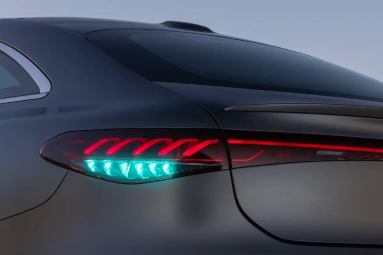 Mercedes-Benz just received approval for first-of-its-kind turquoise car lights that indicate a vehicle in self-driving mode.