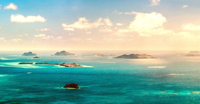 Scientists may have figured out how a massive "superstructure" of igneous rock lurking below the surface of the Pacific Ocean was formed.