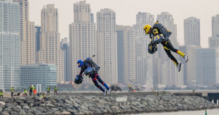 A number of daredevil pilots took to the sky on Wednesday, racing their jetpacks around the Dubai Marina in the United Arab Emirates.