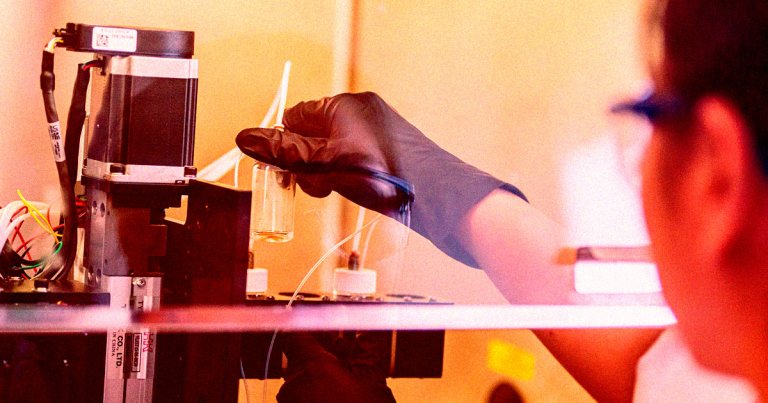 Scientists at Pennsylvania State University claim to have become the first to 3D print living human skin tissue onto open wounds of rats.