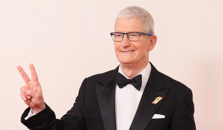 Apple has allegedly set its sights on home robots — and is said to be in the early stages of developing one that follows you around the house.