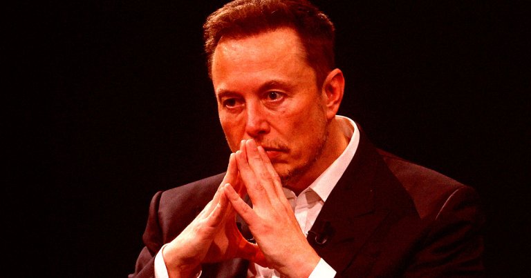Hedge fund manager and Tesla bear Per Lekander told CNBC that he expects Tesla to go bust, hitting a share price of just $14.