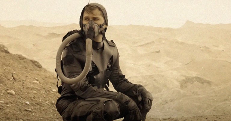 Engineers at the YouTube channel The Hacksmith recently tried to create their own "Dune"-Inspired stillsuit. And it actually works.
