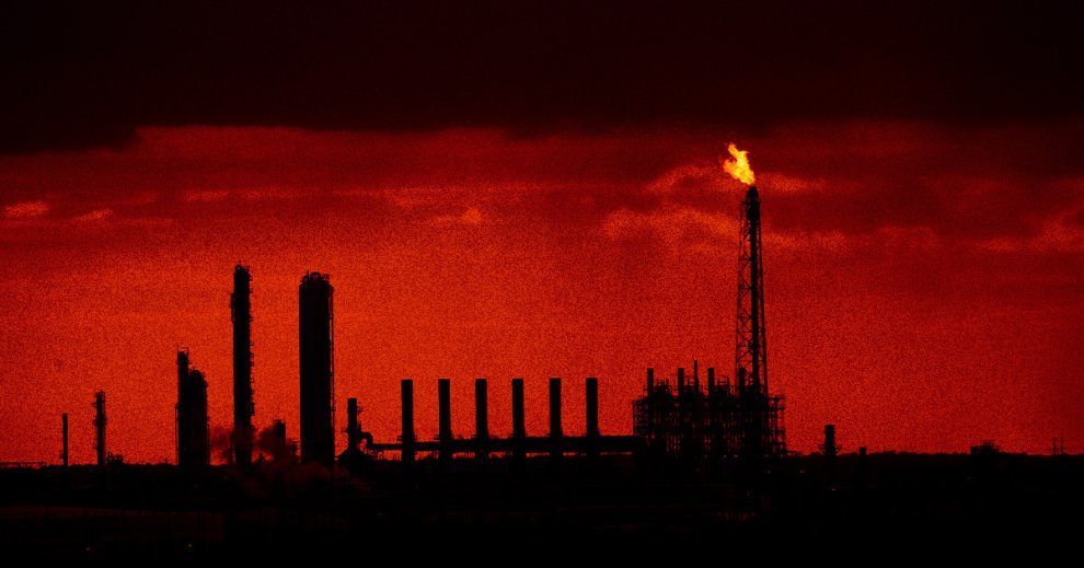 Oil Companies in Trouble as Renewables Suddenly Mean They're Producing ...