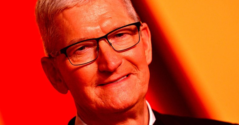 In a new Washington Post interview, Apple CEO Tim Cook admitted that he's not "100 percent" sure the company's AI will stop lying.