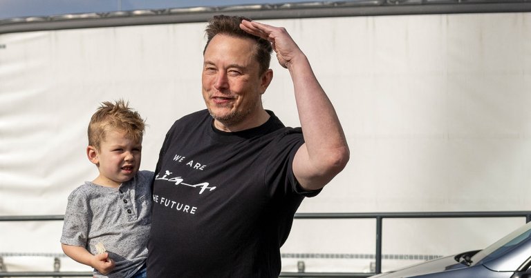 In a series of tweets, Grimes' mother Sandy Garossino accused Elon Musk of "withholding" their children from seeing their mother's family.
