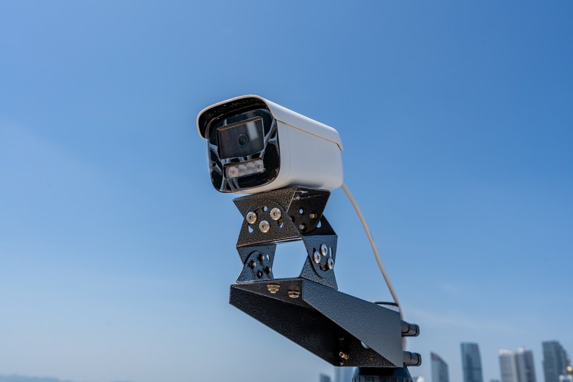 Michal Kosinski, Stanford psychologist, claims that AI programs can detect people's IQ, sexual orientation, and politics by scanning faces.