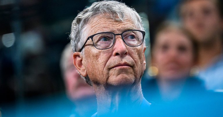 Bill Gates, the seventh-richest man in the world, has come out as a major ChatGPT stan, admitting that he uses it for personal research.