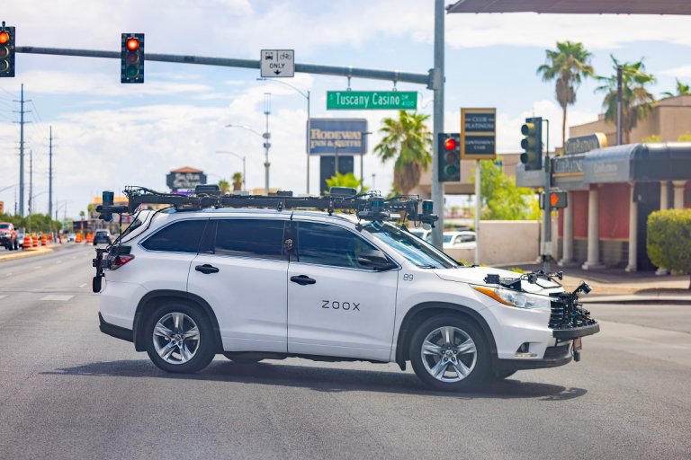 Those self-driving, supposedly fully-autonomous robotaxis aren't all what they appear to be. Humans, it turns out, are still in the loop.