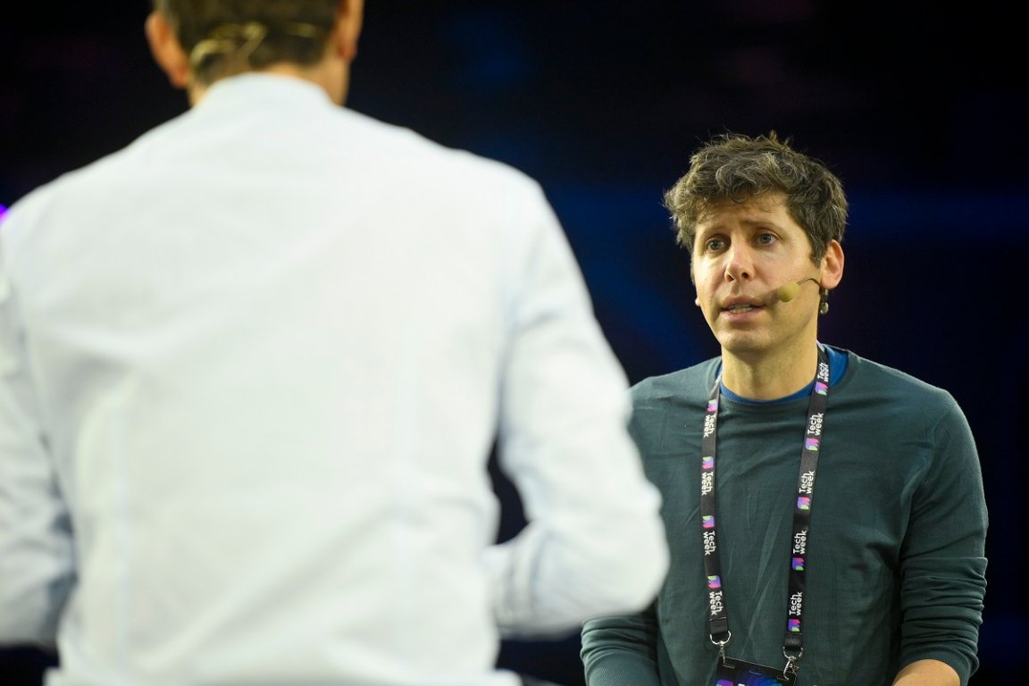 A former OpenAI staffer is blowing the whistle on the company's AI training practices, alleging they violated copyright law.