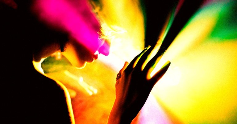 Startups Are Biohacking Psychedelic Drugs to Make Sure You Never Have a Bad Trip Again