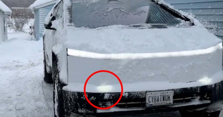 Cybertruck onwers are finding that a front ledge perfectly collects snow and ice, potentially blocking the headlights.