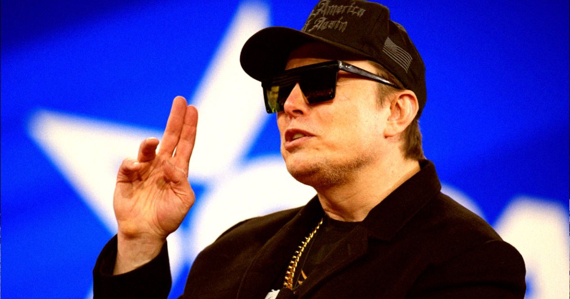 The FAA is considering cancelling a $2.4 billion, 15-year contract that was awarded to Verizon in 2023, and hand it to Musk's SpaceX.