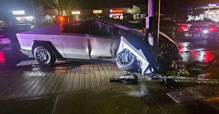 The owner of a Tesla Cybertruck had a terrifying run-in with a pole while "Full Self-Driving" (FSD) driving assist feature was turned on.