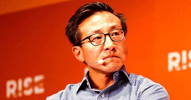 Chinese tech giant Alibaba's chairman Joe Tsai is now warning of a potential bubble starting to form in AI data center construction.
