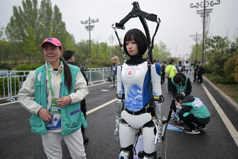 Chinese robotics manufacturing is far outpacing the rest of the world, with over 276,000 robots going online between 2022 and 2023 alone.