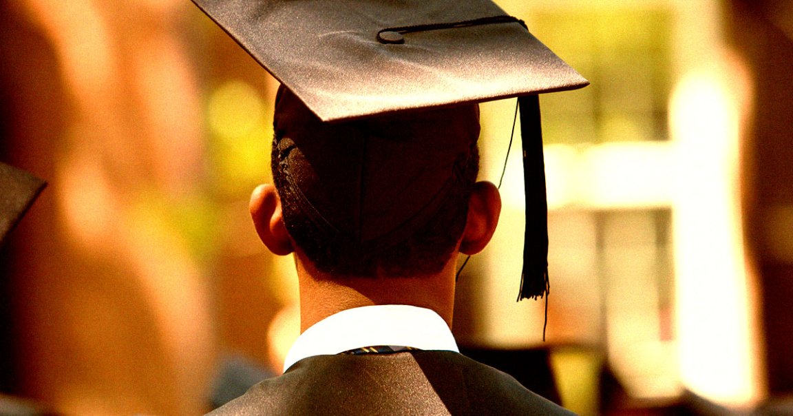 College graduates were left speechless after officials at New York City's Pace University deployed an AI model to read out their names.