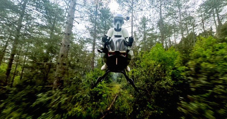 Poland-based startup Volonaut has released a flashy new video of its Airbike, a terrifying-looking, jet-powered hoverbike.