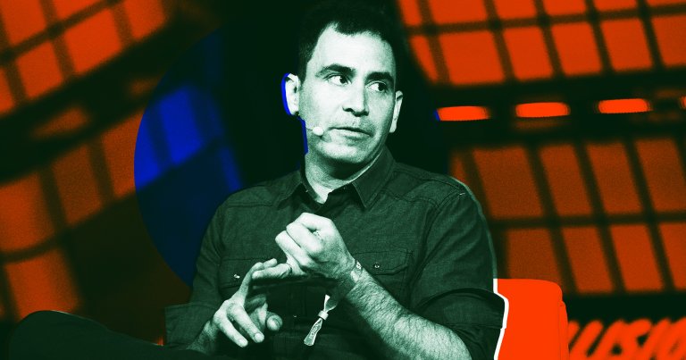 Billionaire tech tycoon Elad Gil is rolling out the private equity playbook, complete with a heaping dose of artificial intelligence.