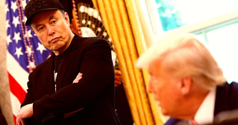 After spending nine figures and almost a year getting Donald Trump elected, billionaire Elon Musk has openly declared war against Republicans.
