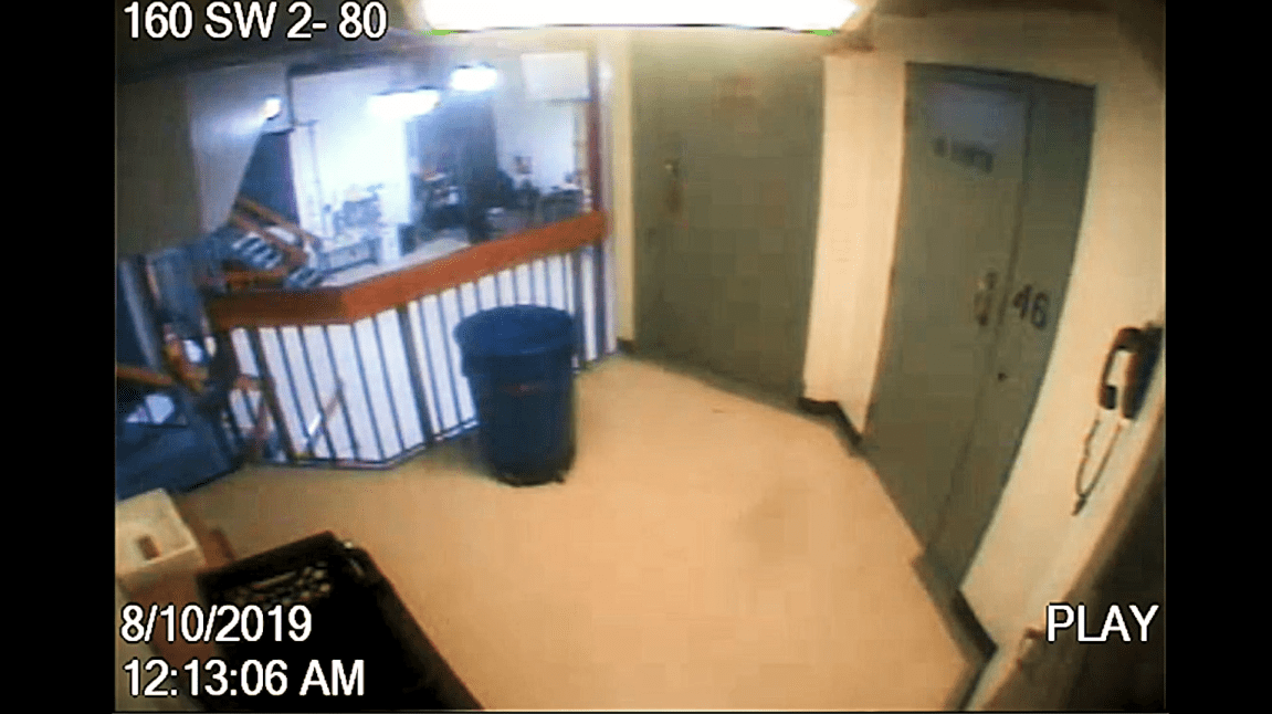 Insiders say that the government is in possession of the "missing minute" from the footage of Jeffrey Epstein's jail cell when he died.