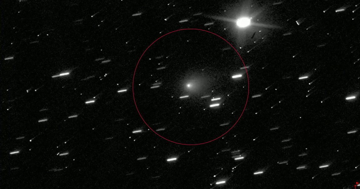 The Hubble Space Telescope just snapped some stunning photos of our solar system's newest interstellar obect, 3I/ATLAS.