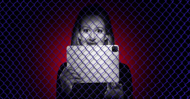 Disgraced ex-CEO and convicted fraudster Elizabeth Holmes is sharing MLK Jr. quotes about — wait for it! — injustice. From — yep! — prison.