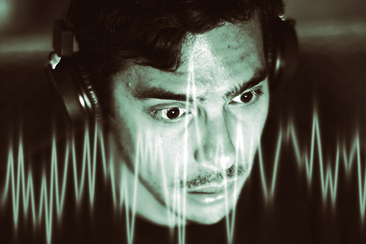 Company Churning Out AI Podcasts Filled With Bizarre Glitches They Didn't Even Catch