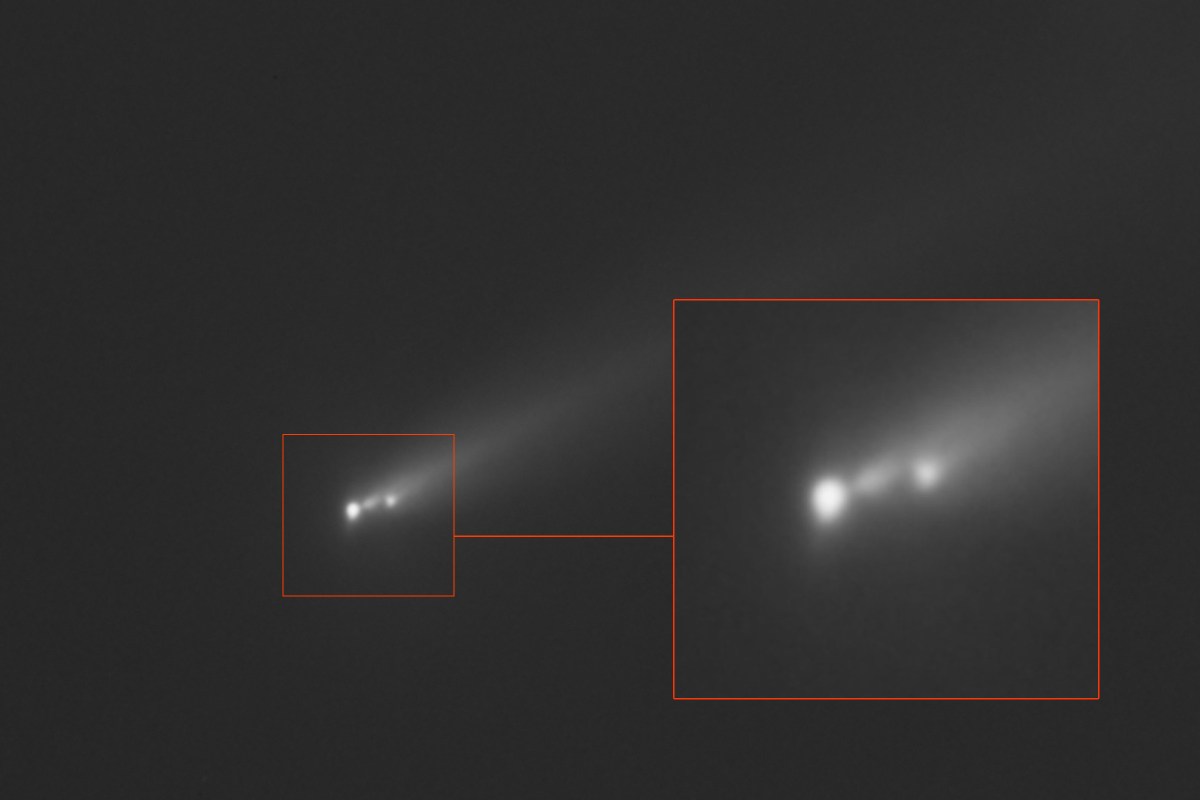 Amazing Telescope Photo Shows Comet Breaking Apart Into Huge Chunks
