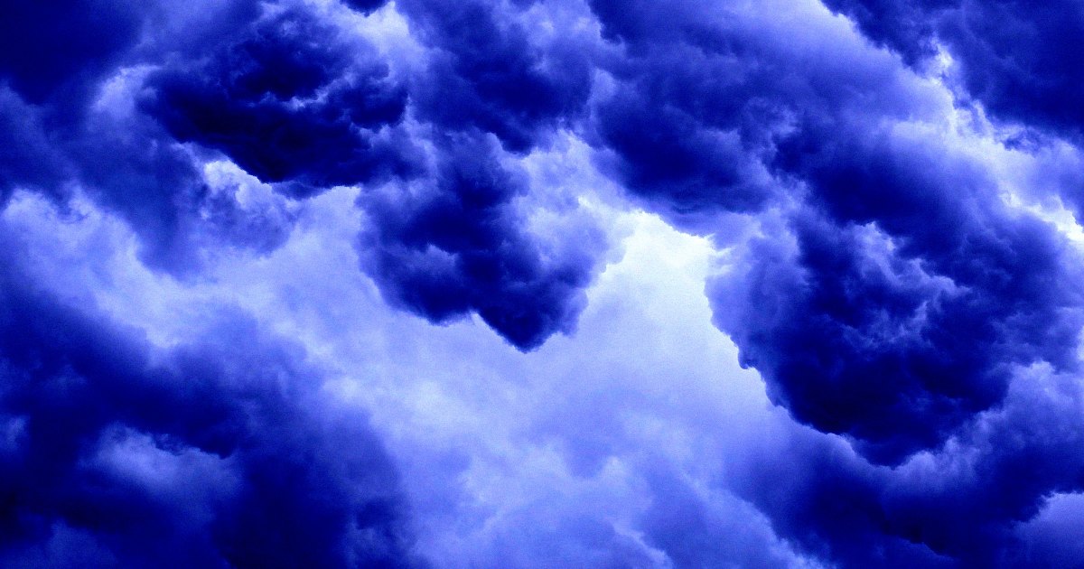 Dark Clouds Suddenly Gathering Over AI Industry