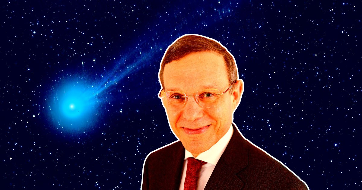 Harvard Scientist Suspicious About 3I/ATLAS' Origins Fires Back at Critics