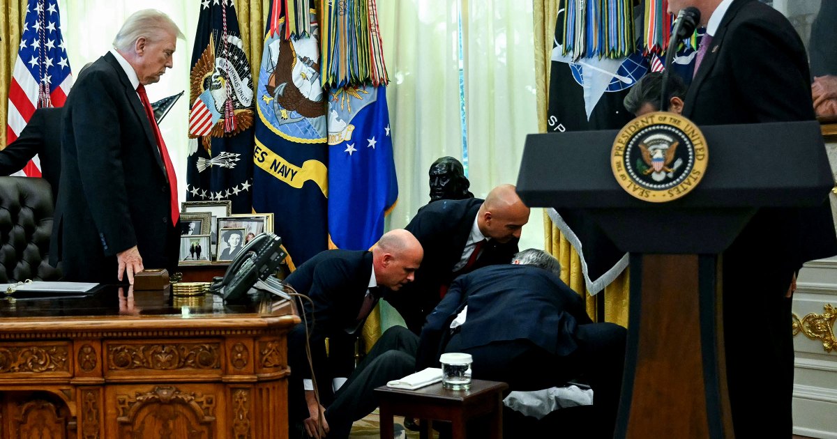 Pharma Exec Collapses During White House Event on Drug Prices